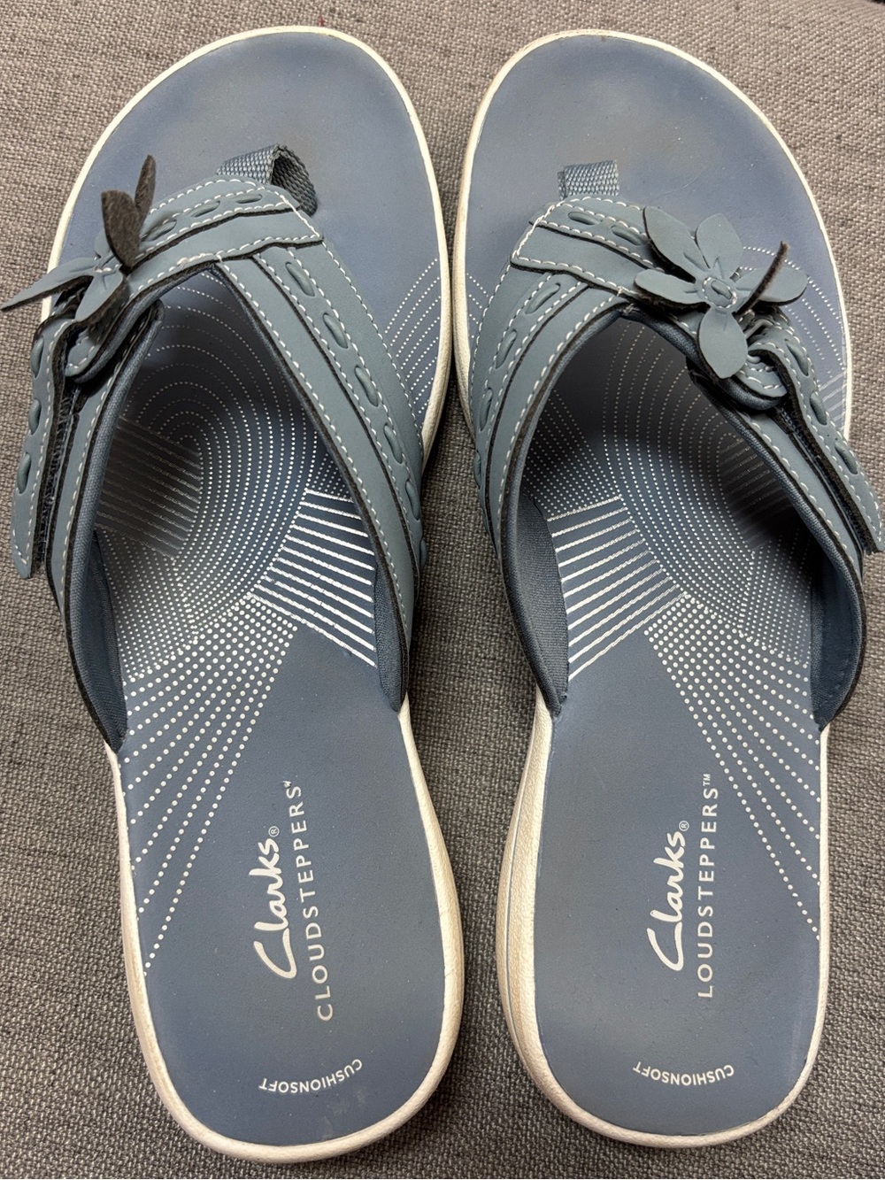 Clarks Cloudsteppers Blue Floral Strap Sandals